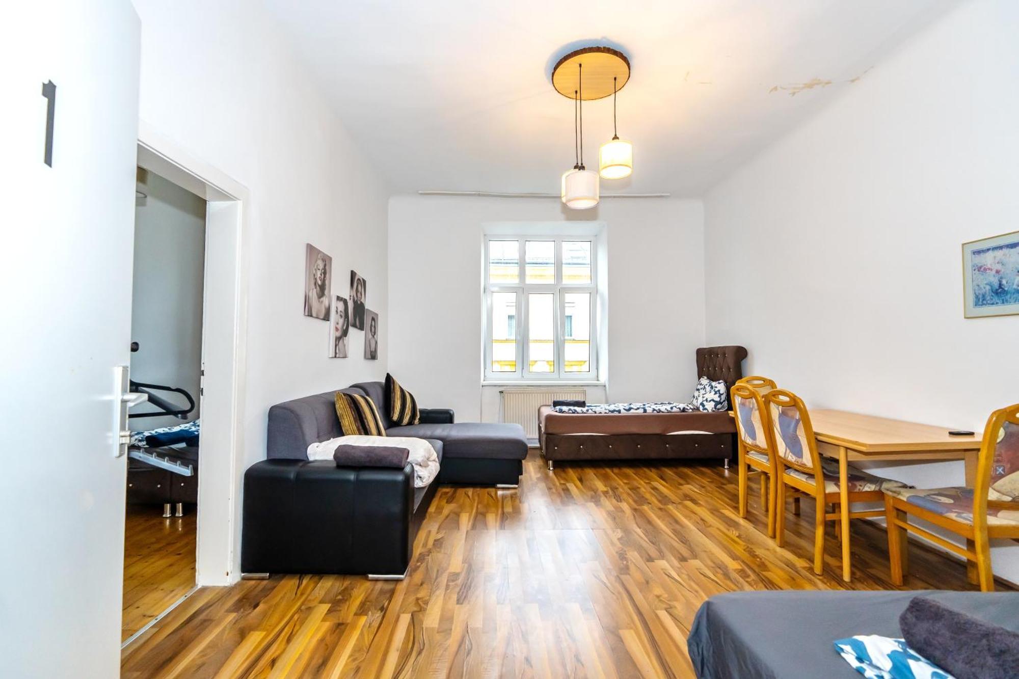 Homestay Family - 7 Minutes To Schoenbrunn Palace *